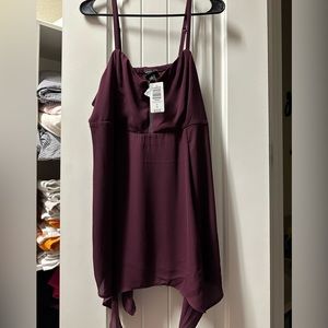 Maroon flowy tank